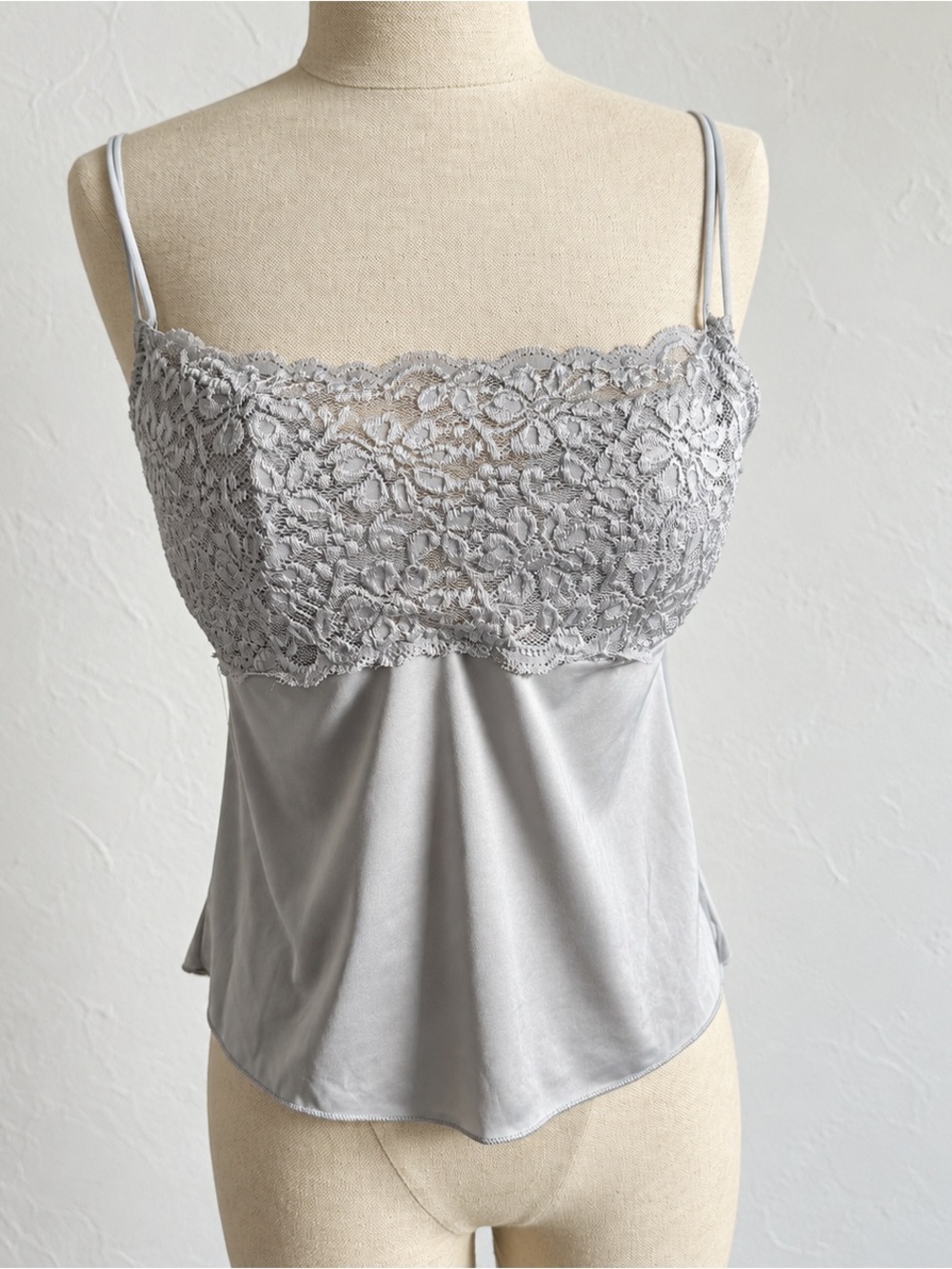 Women's Lace-Trim Satin Cami Tank Top - Gray